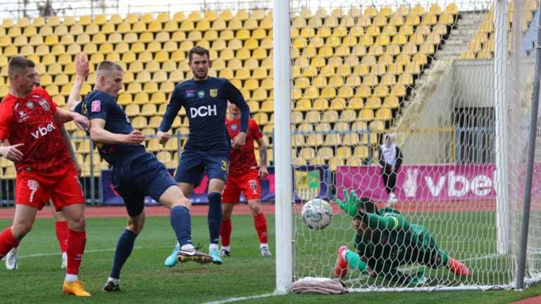 Верес розписав нічию з Металістом / фото УПЛ Верес розписав нічию з Металістом / фото УПЛ