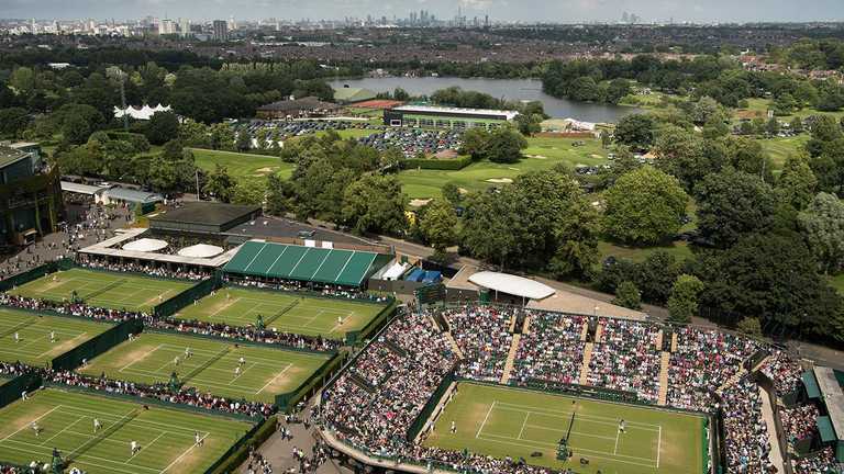 Вімблдон допускає агресорів / фото з відкритих джерел Вімблдон допускає агресорів / фото з відкритих джерел
