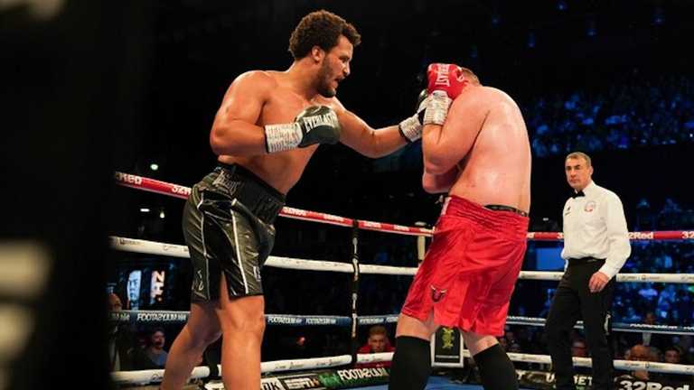 Мозес – Довбищенко / фото Twitter Мозес – Довбищенко / фото Twitter