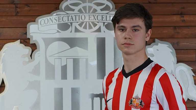 Тимур Тутеров / Фото ФК Сандерленд Тимур Тутеров / Фото ФК Сандерленд