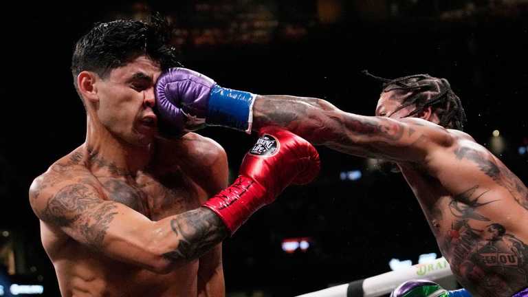 Гарсія проти Девіса / фото Marca Гарсія проти Девіса / фото Marca