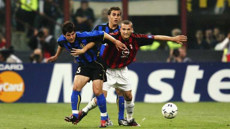 Андрей Шевченко в составе Милана против Интера / фото из открытых источников Андрей Шевченко в составе Милана против Интера / фото из открытых источников