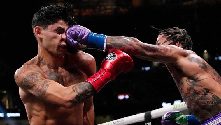 Дэвис против Гарсии / фото Premier Boxing Champions