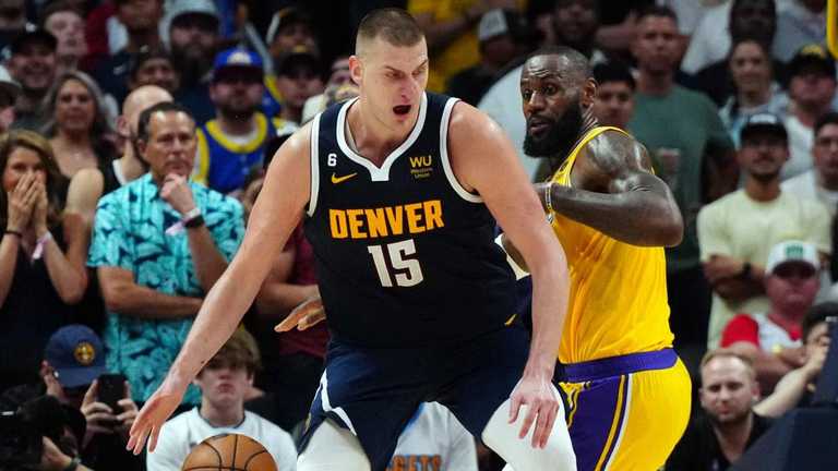 Йокіч проти Джеймса / фото НБА Йокіч проти Джеймса / фото НБА