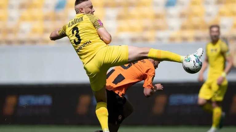 СК Днепр-1 против Шахтера / фото УПЛ СК Днепр-1 против Шахтера / фото УПЛ