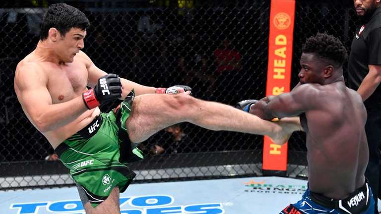 Алессио Ди Кирико (слева) / Фото UFC Алессио Ди Кирико (слева) / Фото UFC