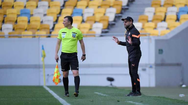 Йовічевіч керує гравцями у грі з Інгульцем / фото УПЛ