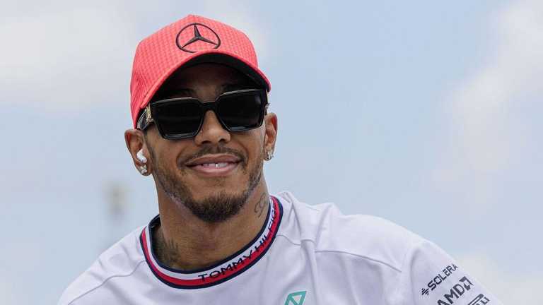 Льюїс Хемілтон / Фото Мерседес Ф-1 Льюїс Хемілтон / Фото Мерседес Ф-1