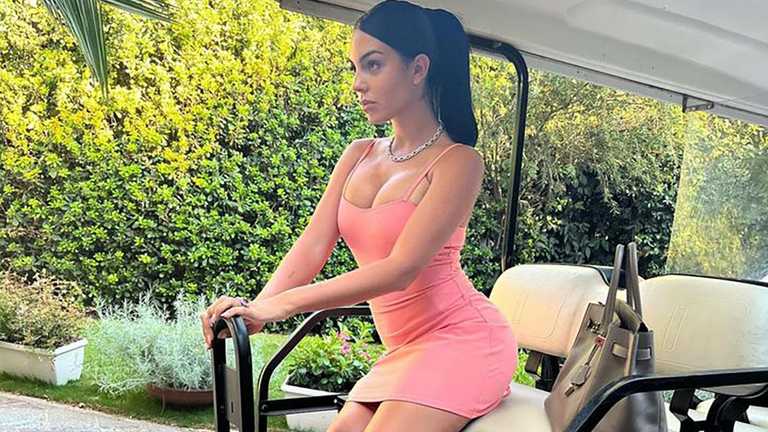 Джорджина Родригес / фото из соцсетей Джорджина Родригес / фото из соцсетей