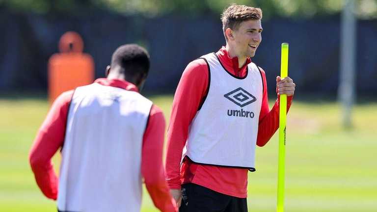 Ілля Забарний / фото AFC Bournemouth Ілля Забарний / фото AFC Bournemouth