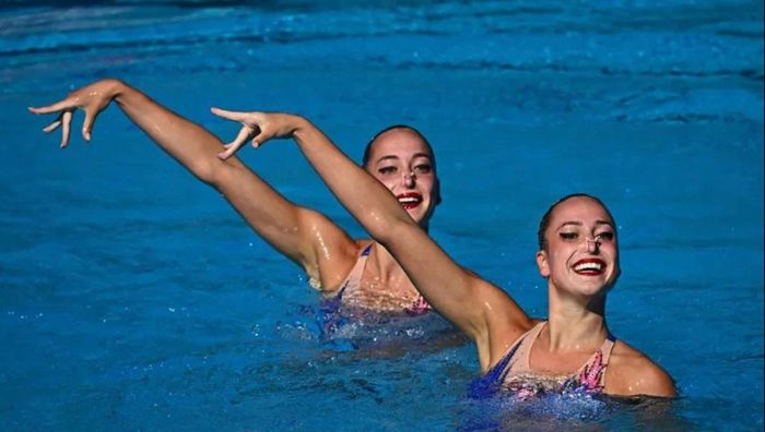 Сестры Алексеивы завоевали золото на Кубке мира по артистическому плаванию