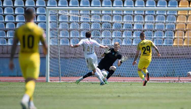 СК Днепр-1 против Колоса / фото УПЛ СК Днепр-1 против Колоса / фото УПЛ