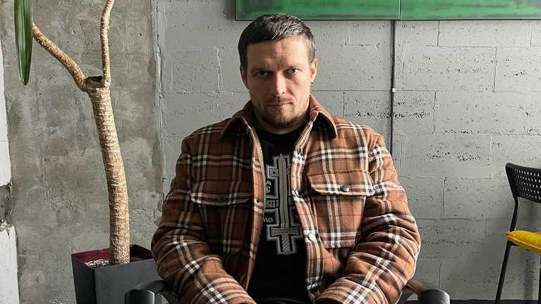 Олександр Усик / Фото з соцмереж Олександр Усик / Фото з соцмереж