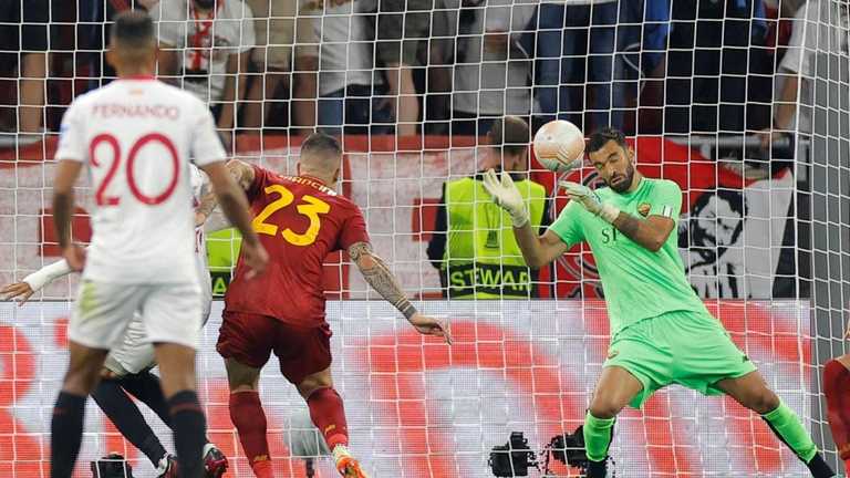 Севилья одолела Рому / Фото Twitter Севилья одолела Рому / Фото Twitter