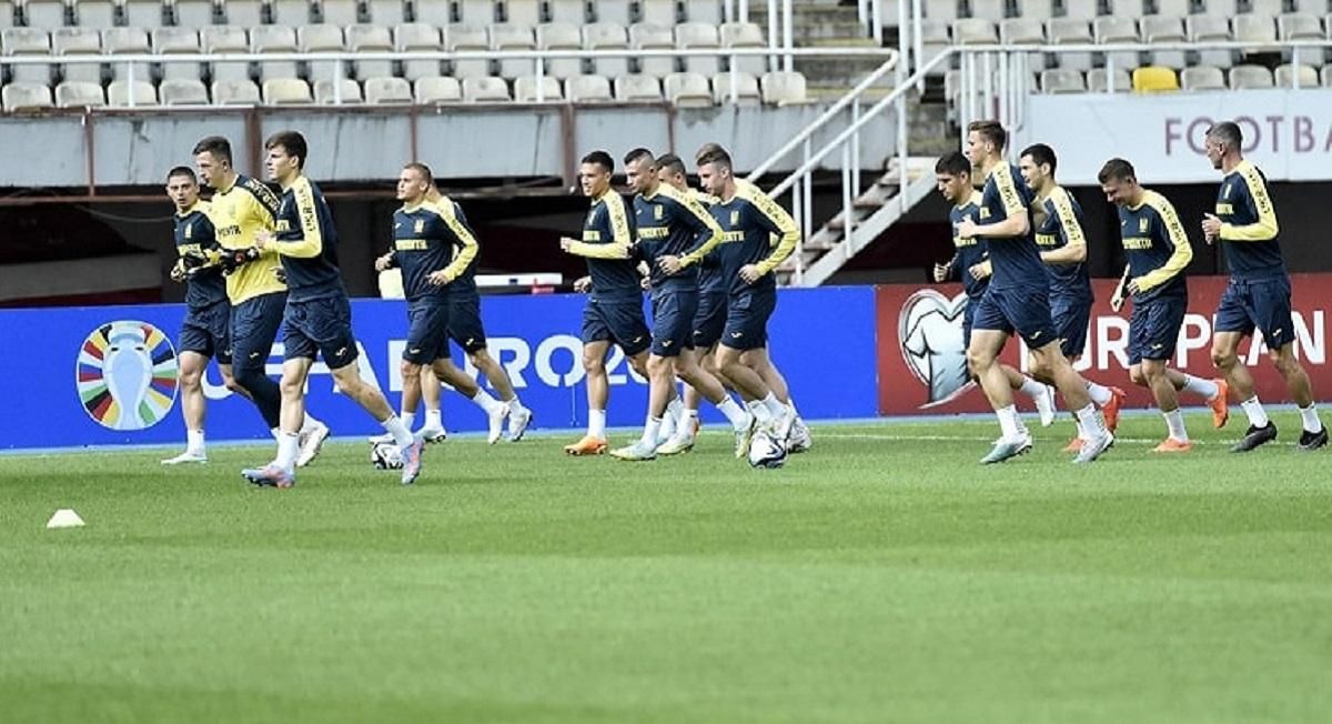 Сборная Украины на тренировке / Фото УАФ Сборная Украины на тренировке / Фото УАФ