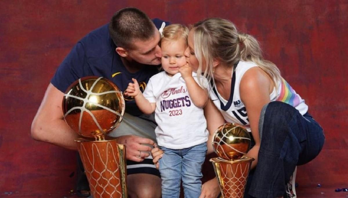 Семья Йокичев / Фото Neq York Post Семья Йокичев / Фото Neq York Post