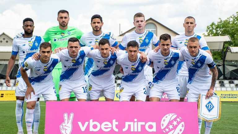 Київське Динамо / Фото офіційний сайт "біло-синіх" Київське Динамо / Фото офіційний сайт "біло-синіх"