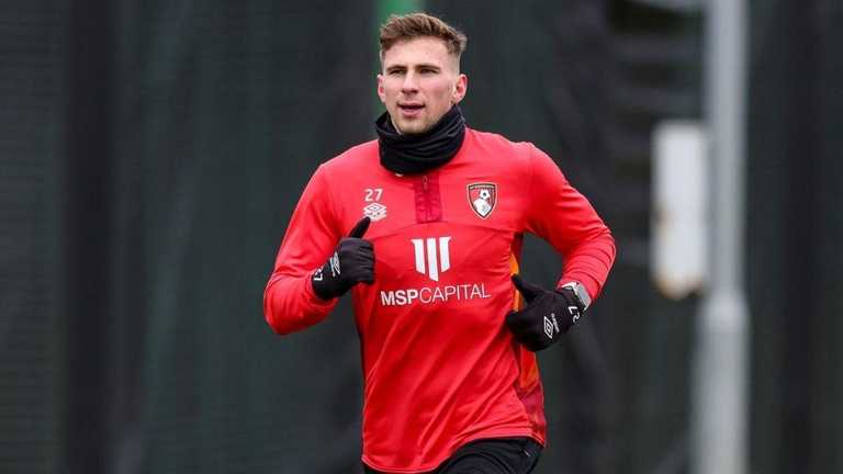 Ілля Забарний / Фото ФК Борнмут Ілля Забарний / Фото ФК Борнмут