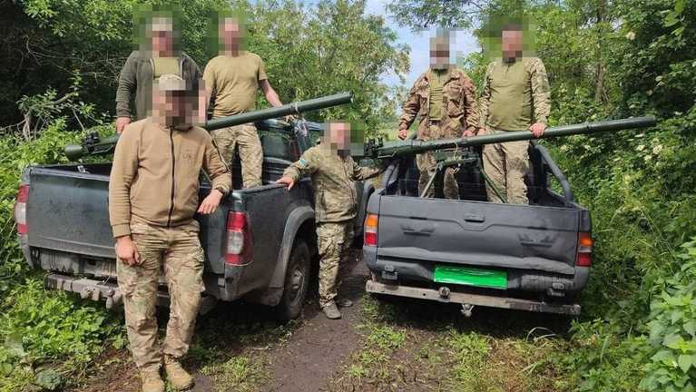 Favbet Foundation передал Вооруженным Силам Украины три внедорожника / Фото Favbet Foundation