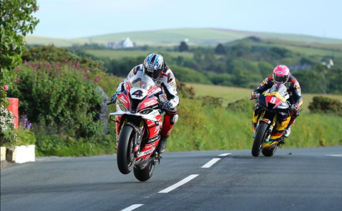 Isle of Man TT / фото з відкритих джерел Isle of Man TT / фото з відкритих джерел