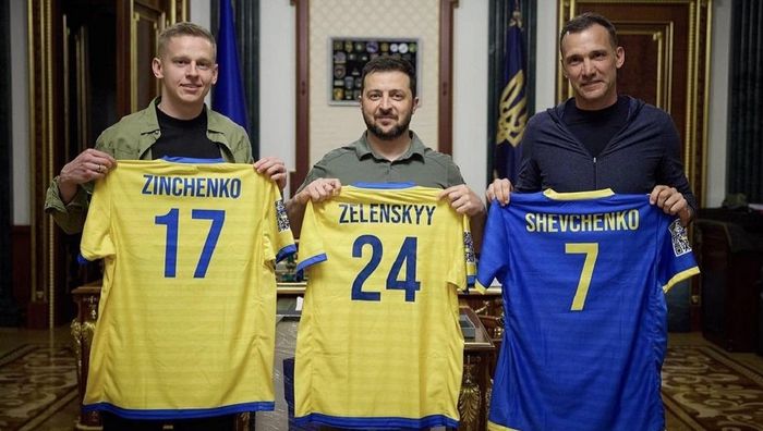 Макелеле, Вієйра, Діда – з'явився повний список зірок, які зіграють у футбол заради України