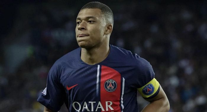 Мбаппе шокував ПСЖ несподіваним листом – зірку можуть продати цього літа