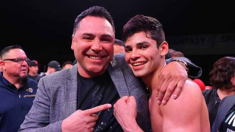 Оскар Де Ла Хойя та Раян Гарсія / Фото Golden Boy Promotions Оскар Де Ла Хойя та Раян Гарсія / Фото Golden Boy Promotions