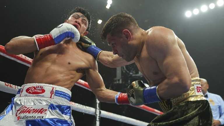 Дерев'янченко – Мунгія / Фото Boxingscene Дерев'янченко – Мунгія / Фото Boxingscene