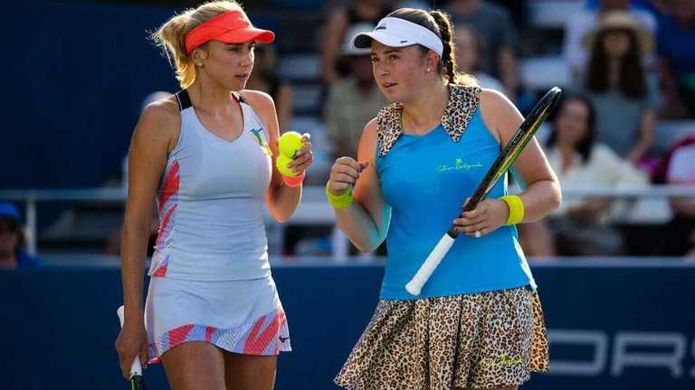 Людмила Кіченок та Альона Остапенко / фото з відкритих джерел Людмила Кіченок та Альона Остапенко / фото з відкритих джерел