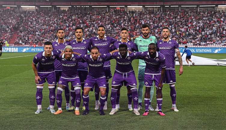 Футболісти Фіорентини / фото ФК Фіорентина