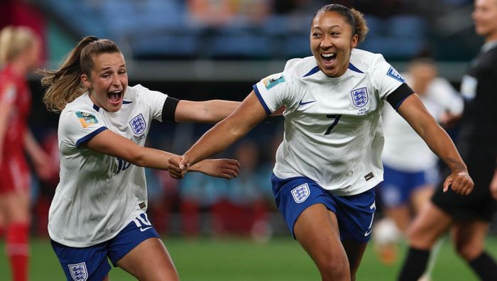 Женский ЧМ по футболу: Аргентина оформила яркий камбек, Англия дожала Данию и возглавила группу