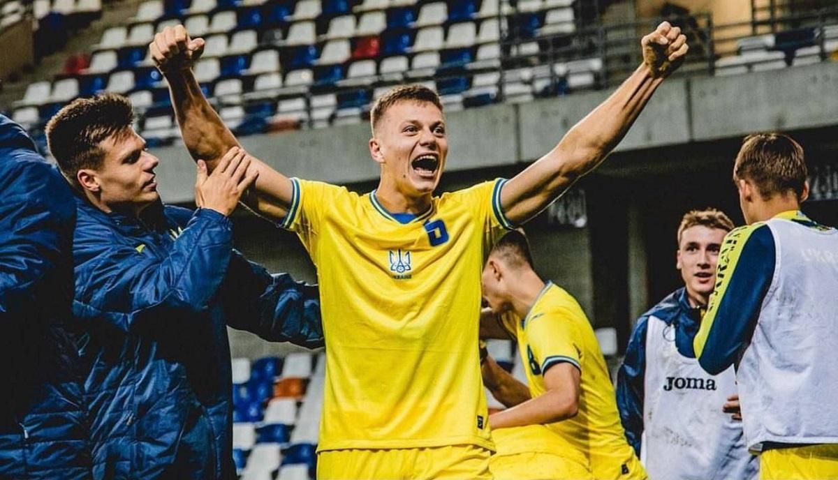 Алексей Сыч (по центру) / Фото с Instagram