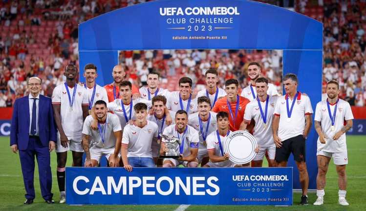 Севілья / фото ФК Севілья Севілья / фото ФК Севілья