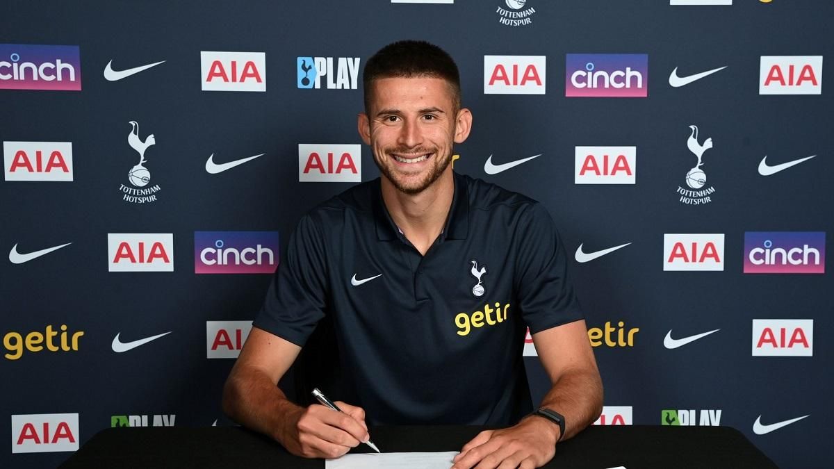 Гульельмо Викарио / Фото ФК Тоттенхэм