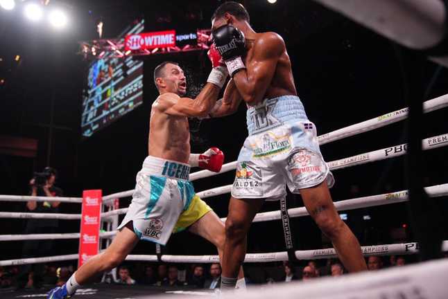 Виктор Постол – Элвис Родригес / Фото Showtime Boxing