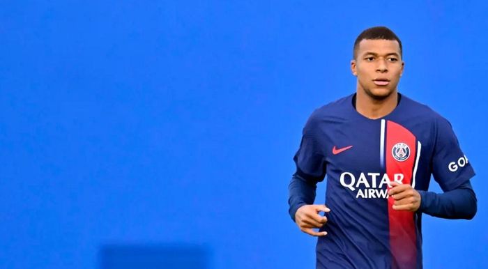 Мбаппе готують екзотичну пропозицію – за трансфер боротиметься влада країни