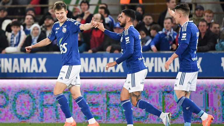 Едуард Соболь (ліворуч) / фото Страсбур Едуард Соболь (ліворуч) / фото Страсбур