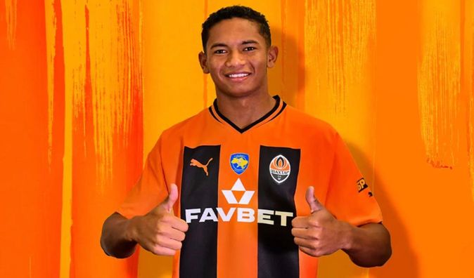 Шахтар офіційно оформив трансфер "бразильського Мудрика"