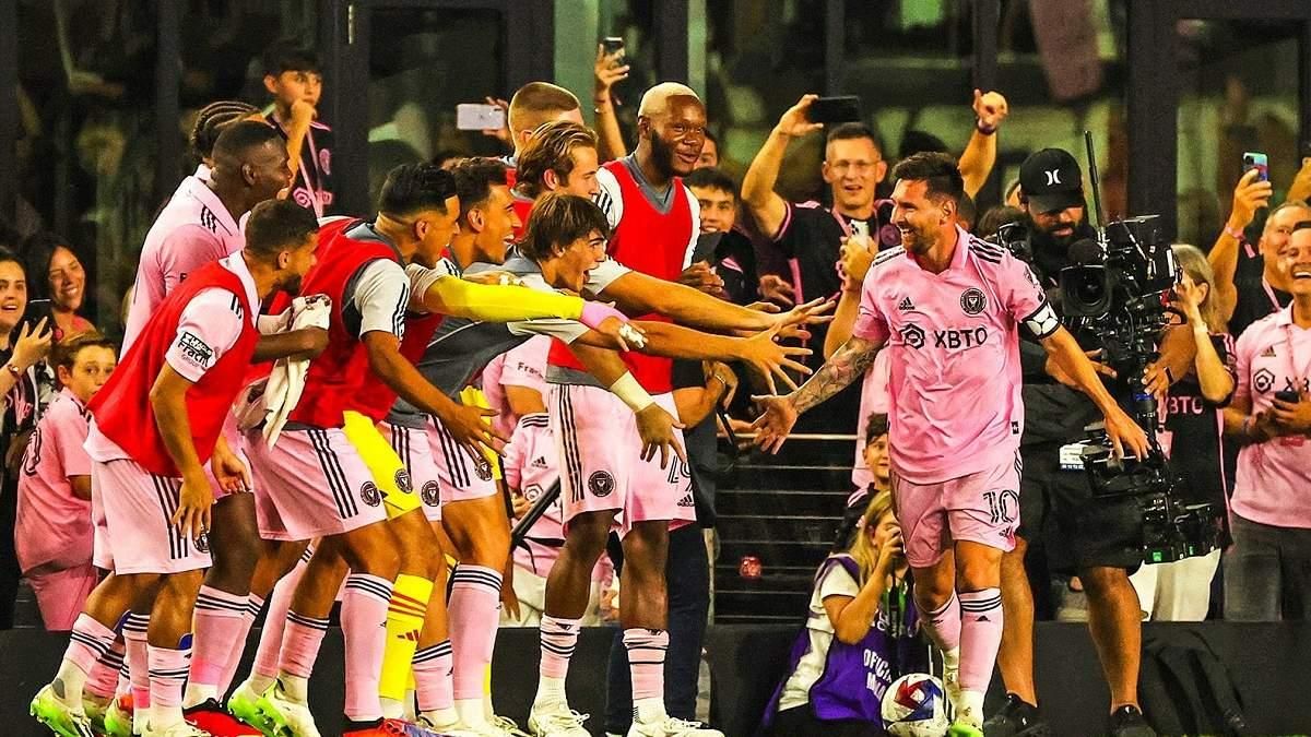 Лионель Месси во время дебютного матча за Интер Майами / фото Twitter