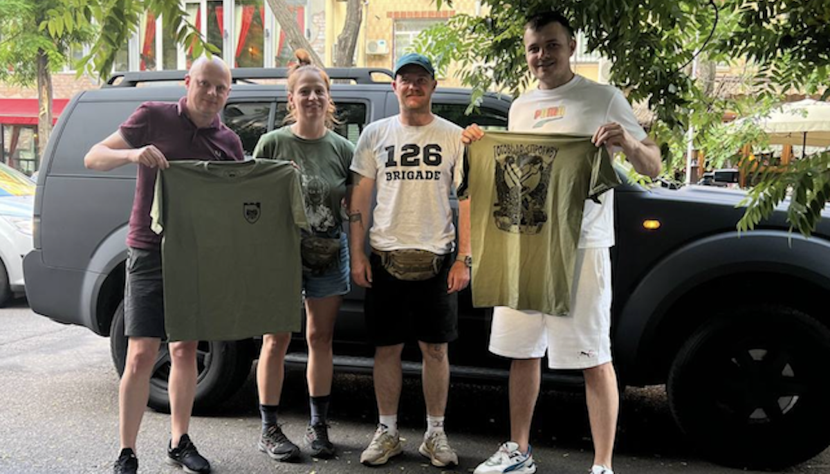 ЗСУ отримали понад 190 авто за сприяння Favbet Foundation і компанії Favbet