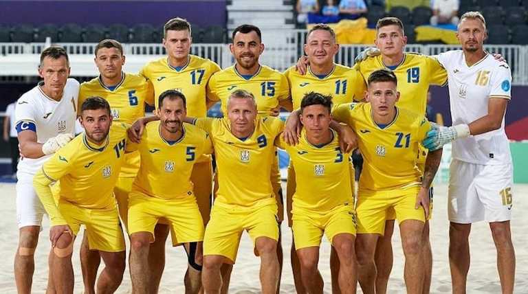 Сборная Украины по пляжному футболу / фото из соцсетей