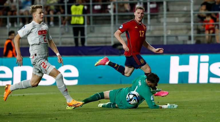 Іспанія дотиснула Швейцарію / Фото Twitter Іспанія дотиснула Швейцарію / Фото Twitter