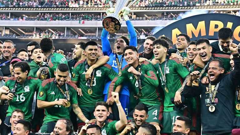 Збірна Мексики святкує / Фото ESPN