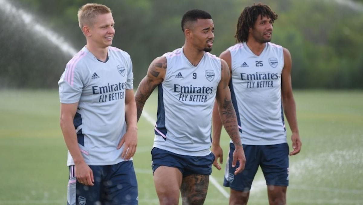 Александр Зинченко (слева) / фото Арсенал