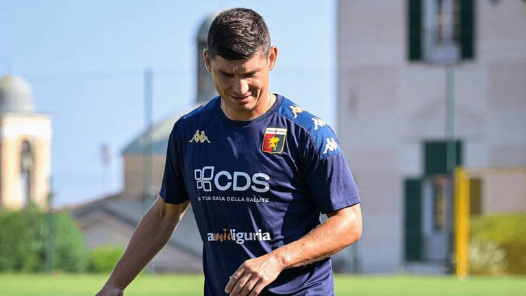 Руслан Маліновський / фото ФК Дженоа Руслан Маліновський / фото ФК Дженоа