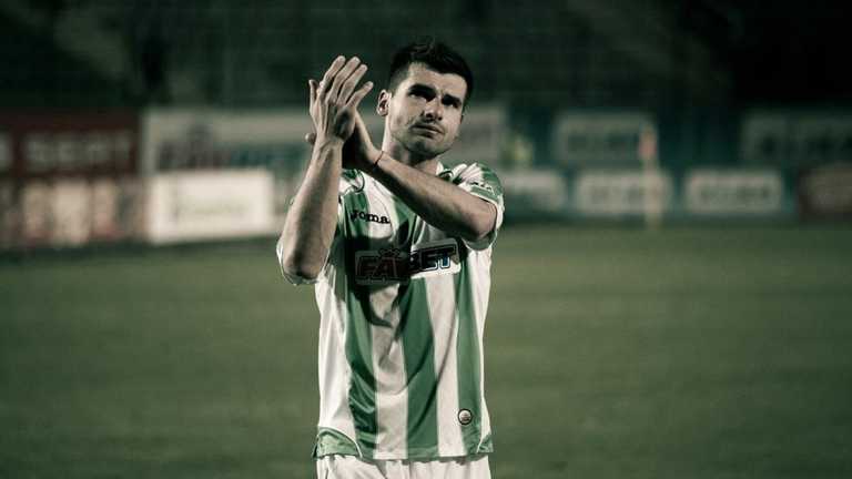 Младен Бартулович / архивное фото времен выступлений за Карпаты Младен Бартулович / архивное фото времен выступлений за Карпаты