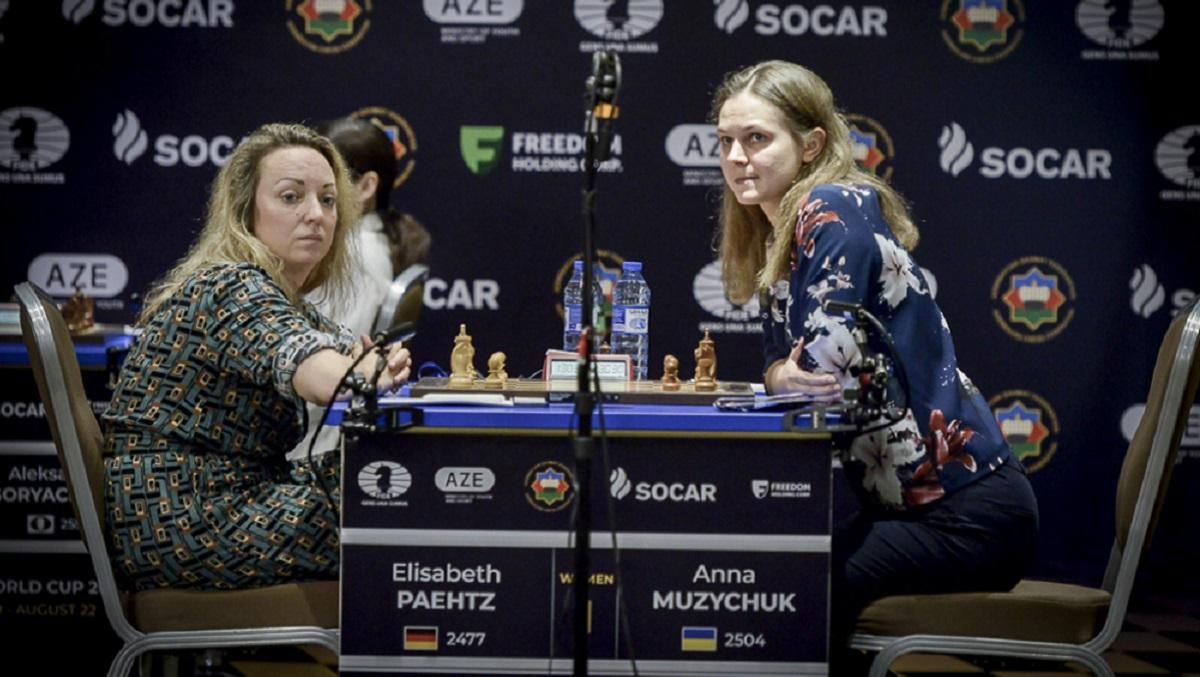 Анна Музычук против Элизабет Петц / Фото ФИДЕ Анна Музычук против Элизабет Петц / Фото ФИДЕ