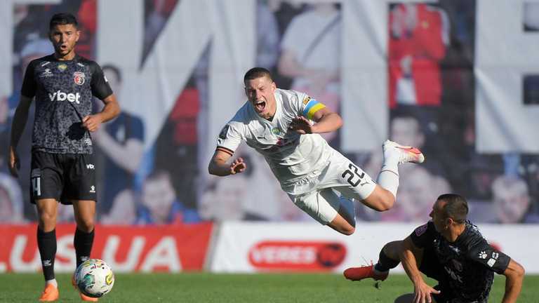 Матвієнко у матчі проти Вереса / фото ФК Шахтар Матвієнко у матчі проти Вереса / фото ФК Шахтар