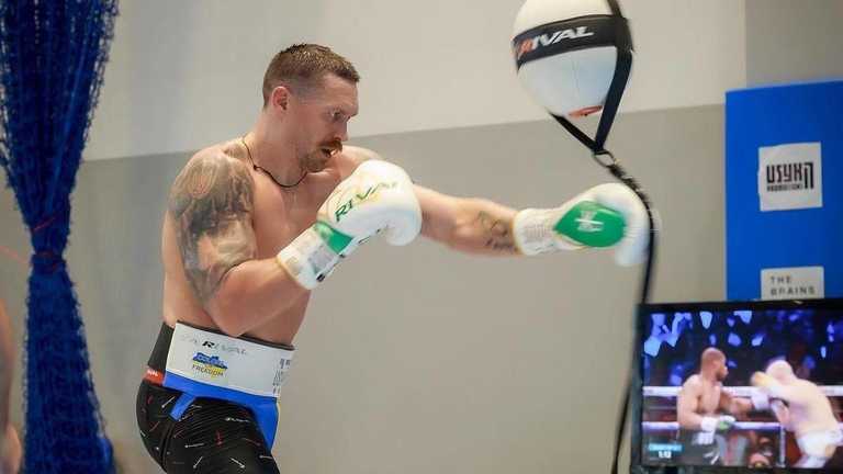 Олександр Усик / фото з відкритих джерел Олександр Усик / фото з відкритих джерел