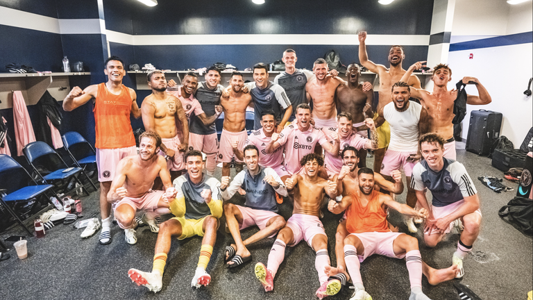 Футболісти Інтер Маямі після виходу в фінал Кубка / фото ФК Інтер Маямі Футболісти Інтер Маямі після виходу в фінал Кубка / фото ФК Інтер Маямі